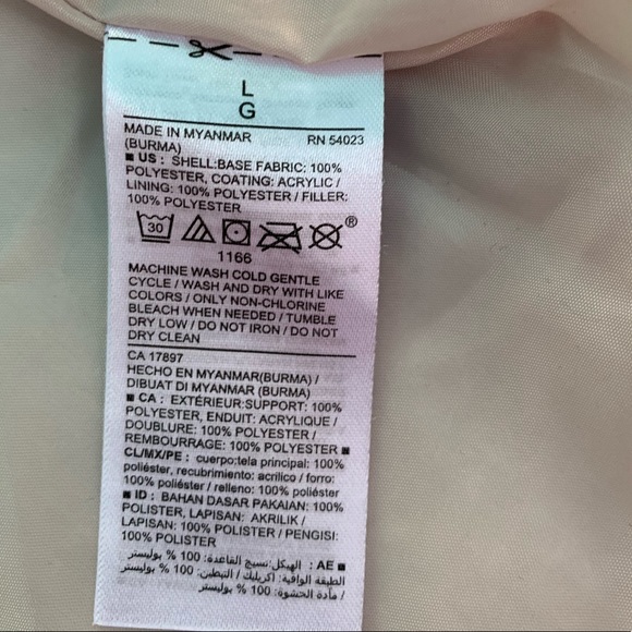 Old Navy lavender quilted vest Size Large - Picture 4 of 4